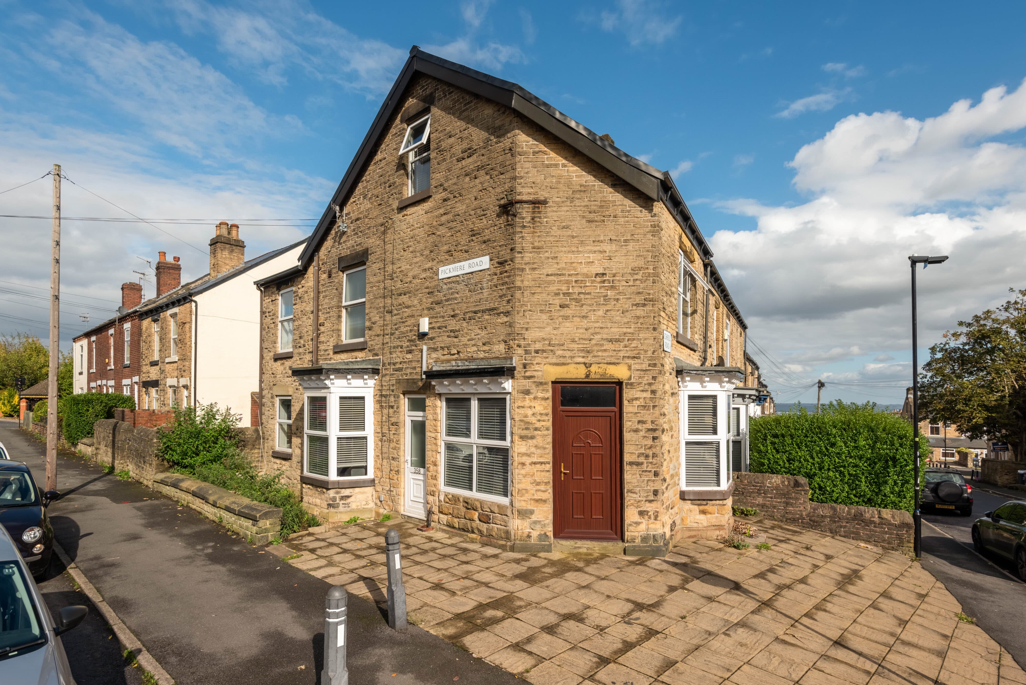 School Road, Sheffield, S10
