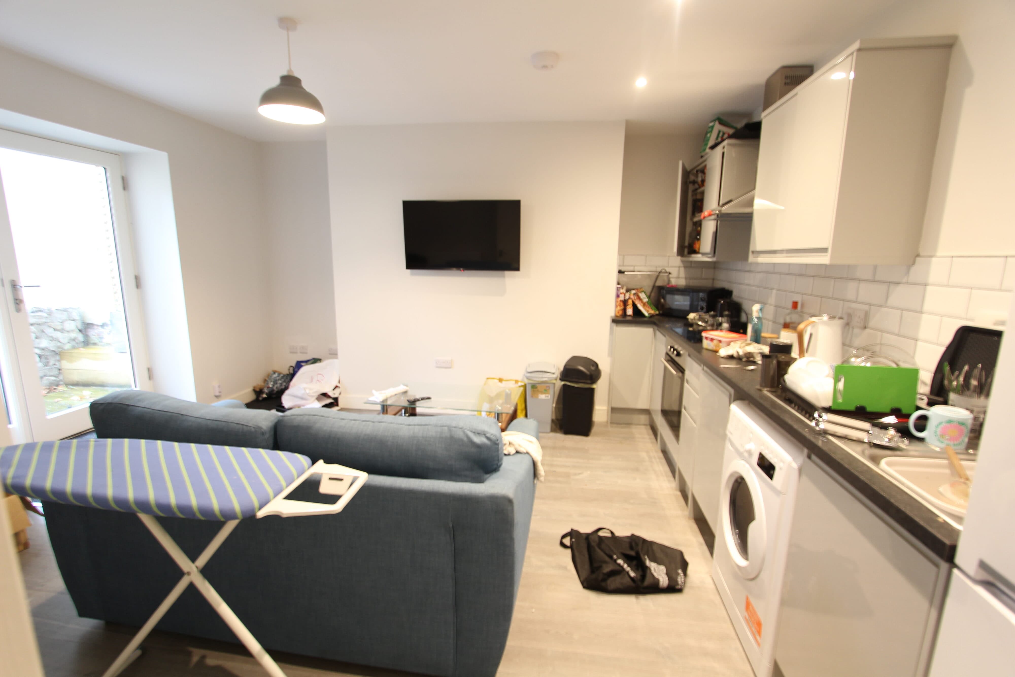 Wharncliffe Road, Sheffield, S10