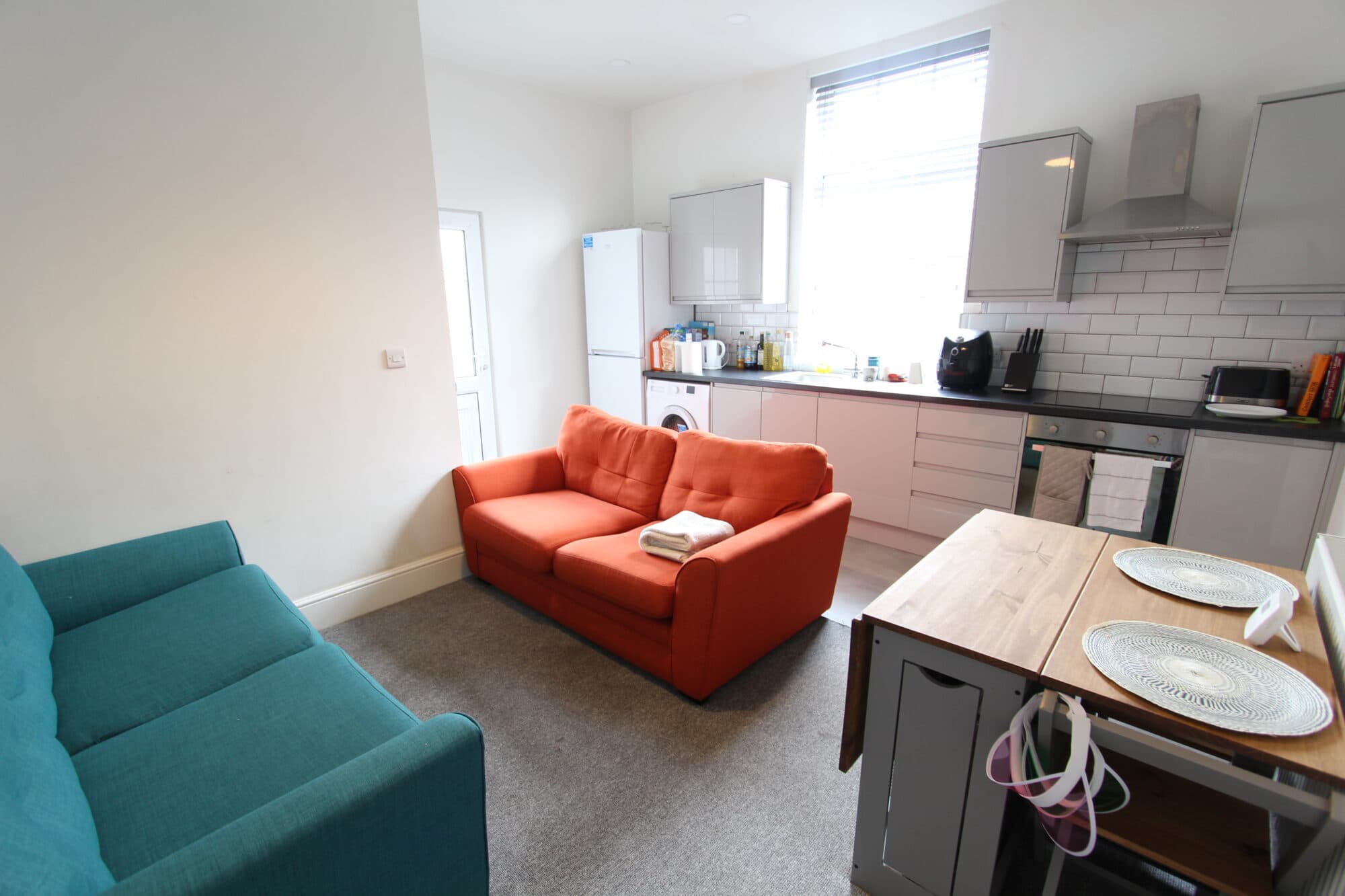 Wharncliffe Road, Sheffield, S10