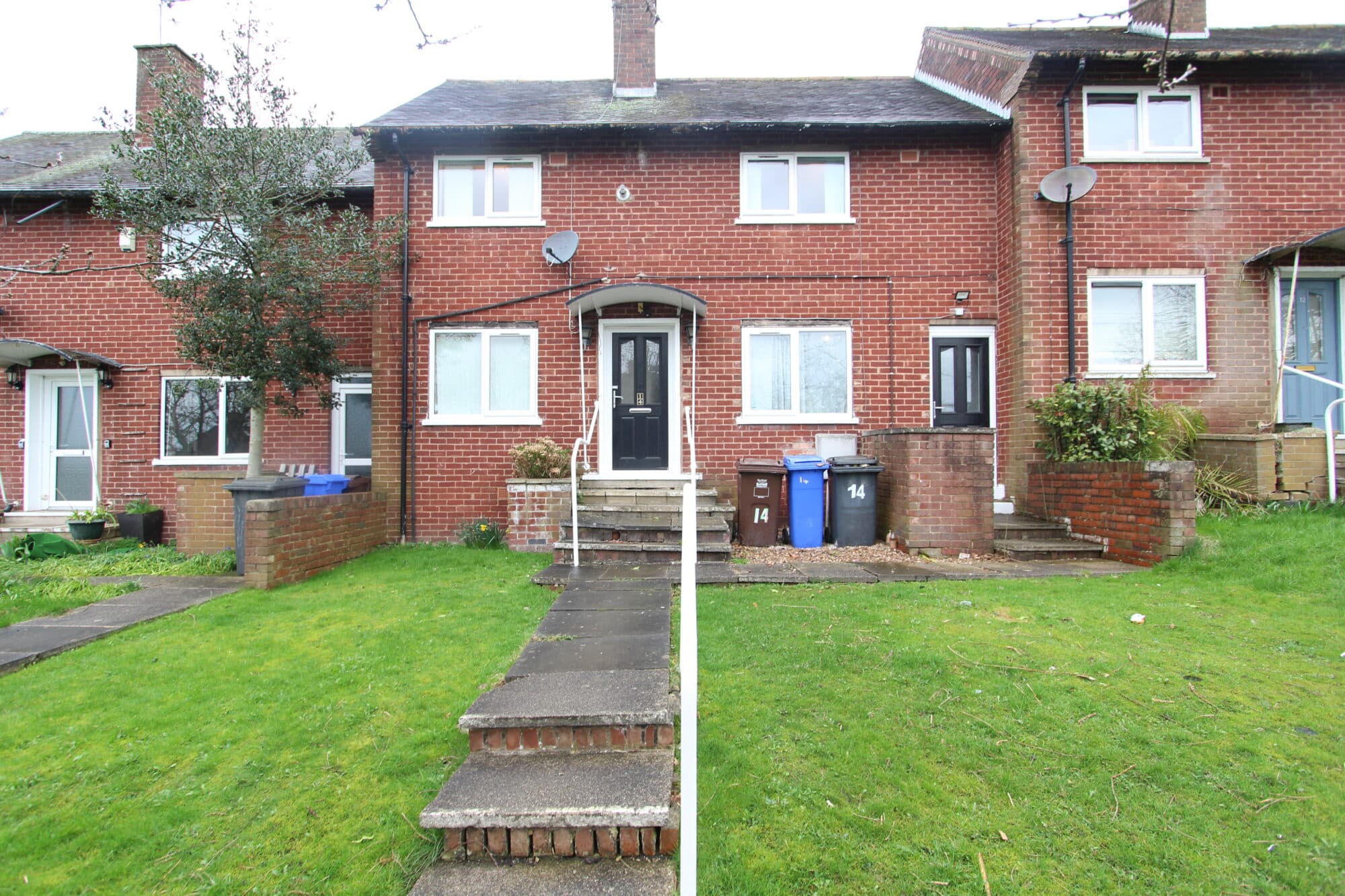 Lowedges Crescent, Sheffield, S8