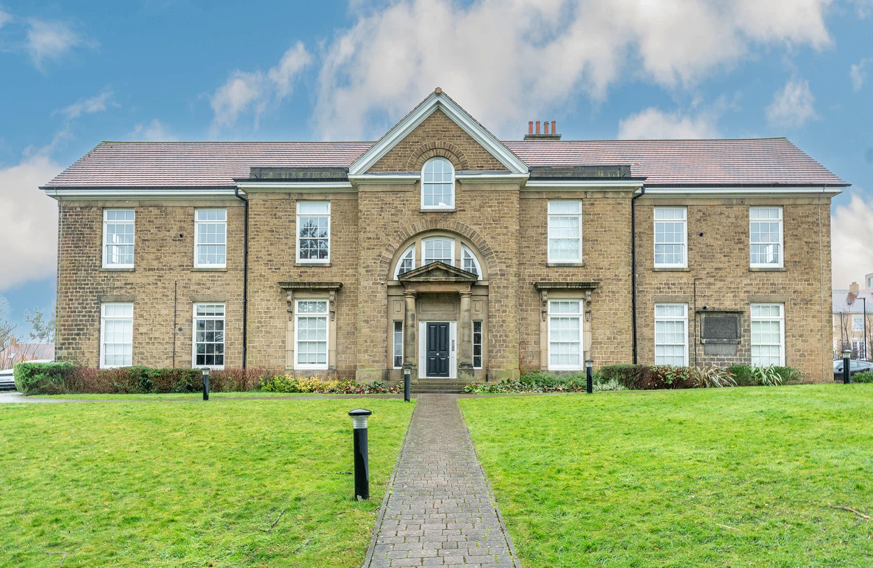 Bluecoat Rise, Bluecoat House, S11
