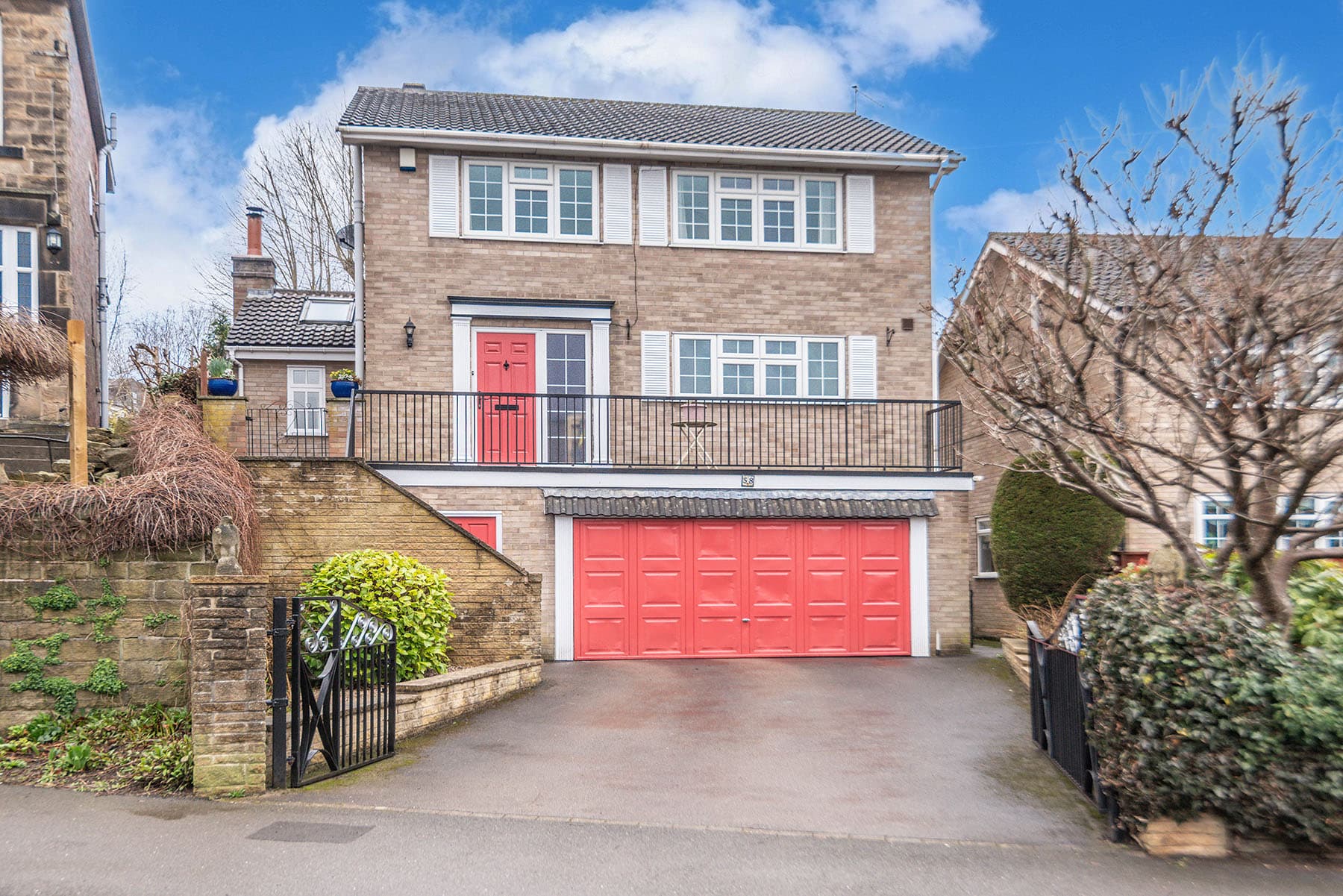 Button Hill, Ecclesall, S11