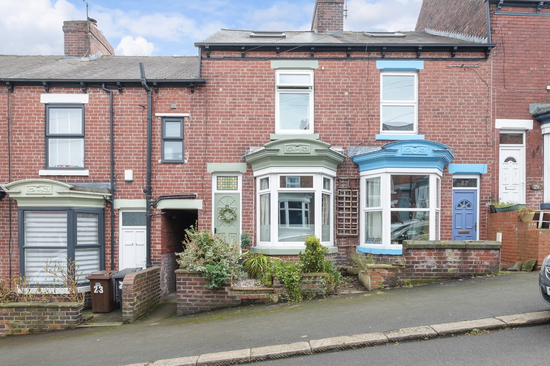 Hunter Hill Road, Hunters Bar, S11