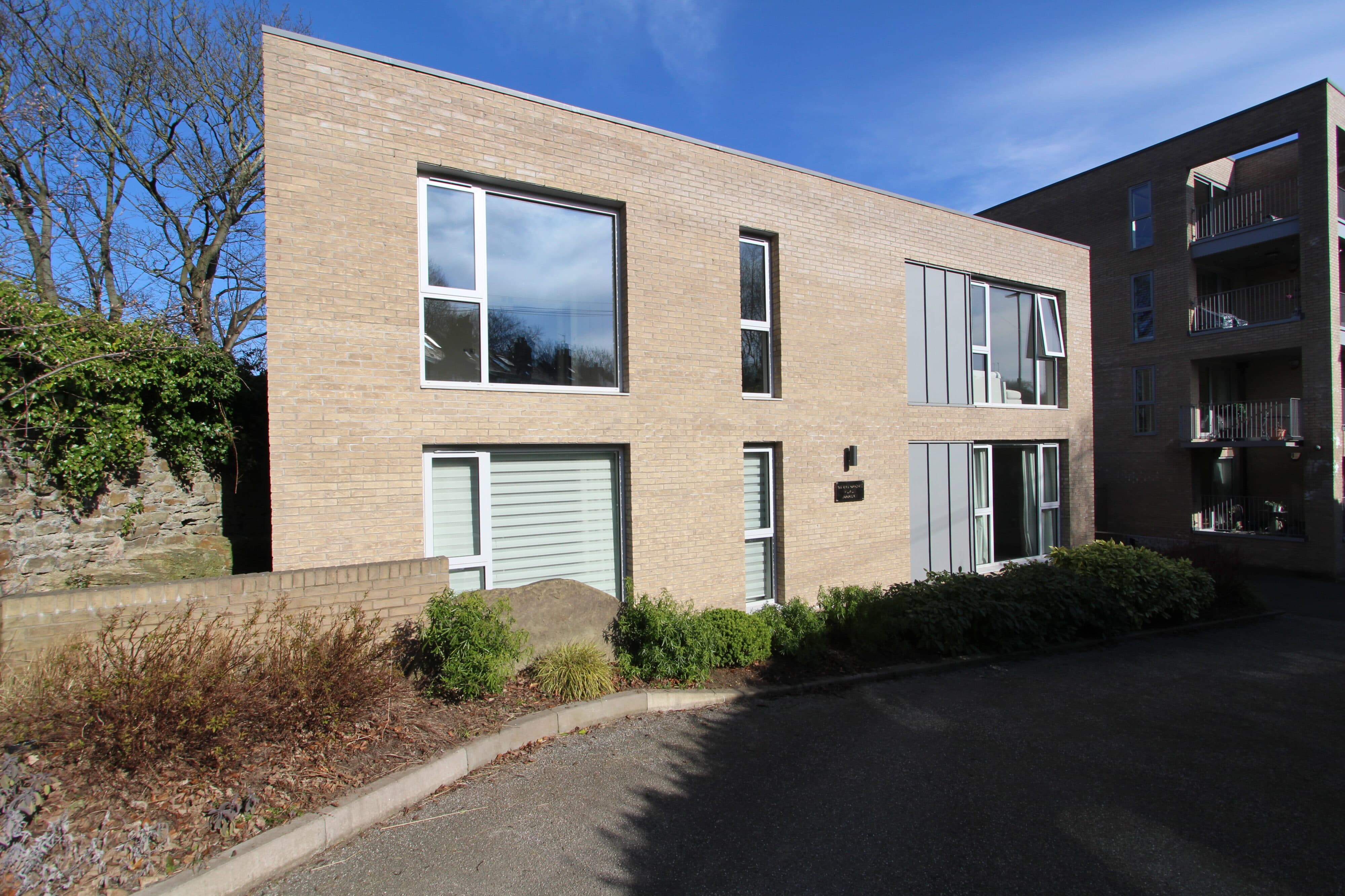 Chelsea Heights, Strathmore Place Annexe, S11