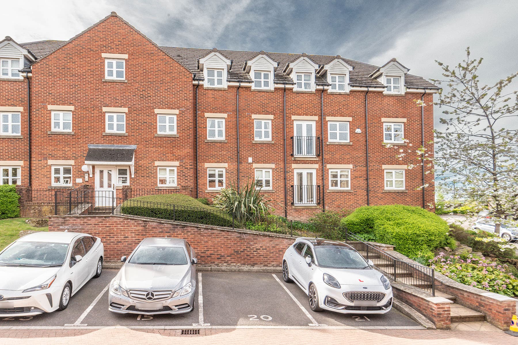 St. Francis Close, Crosspool, S10