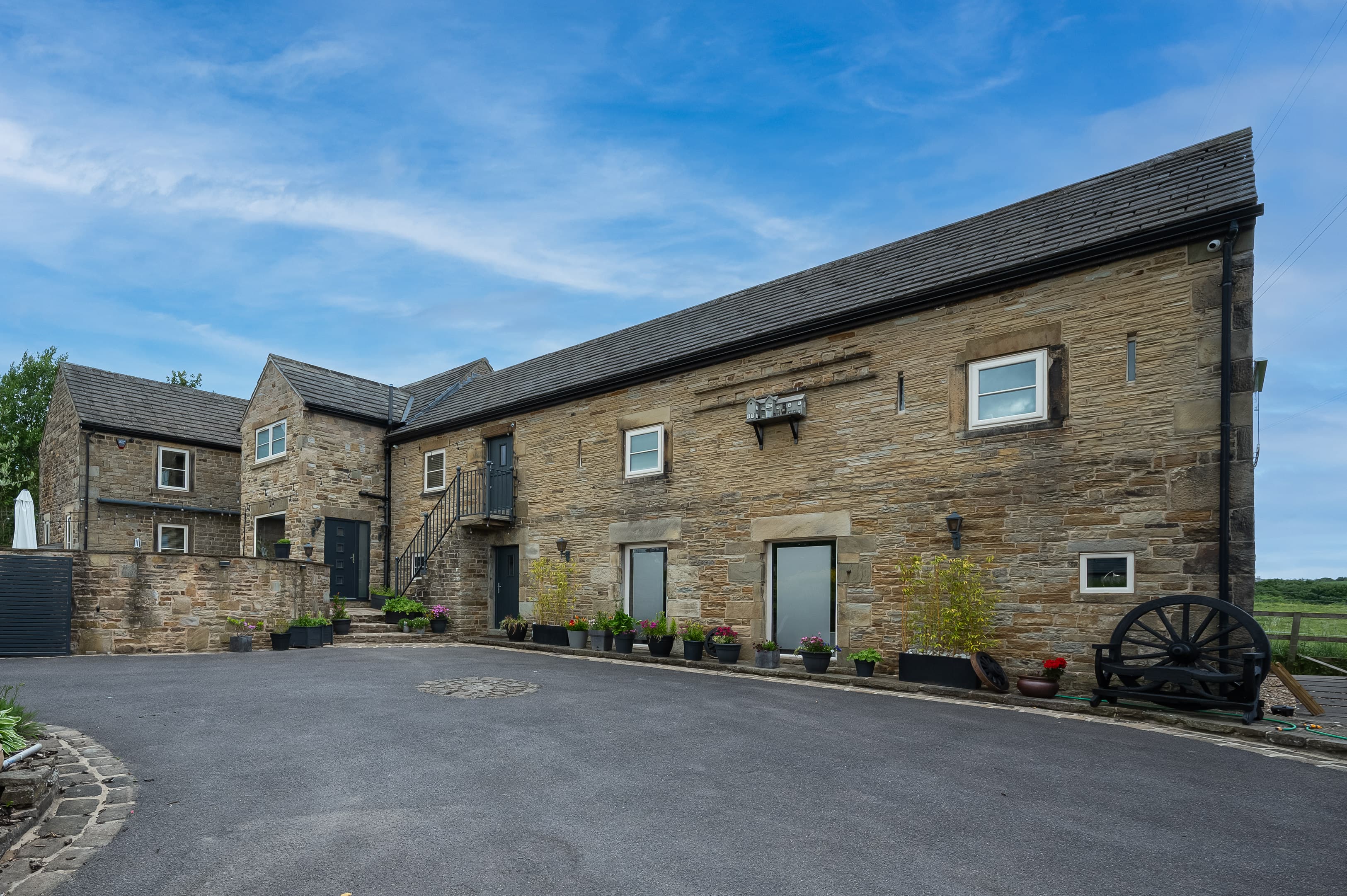 Carterhall Lane, Sheffield, S12