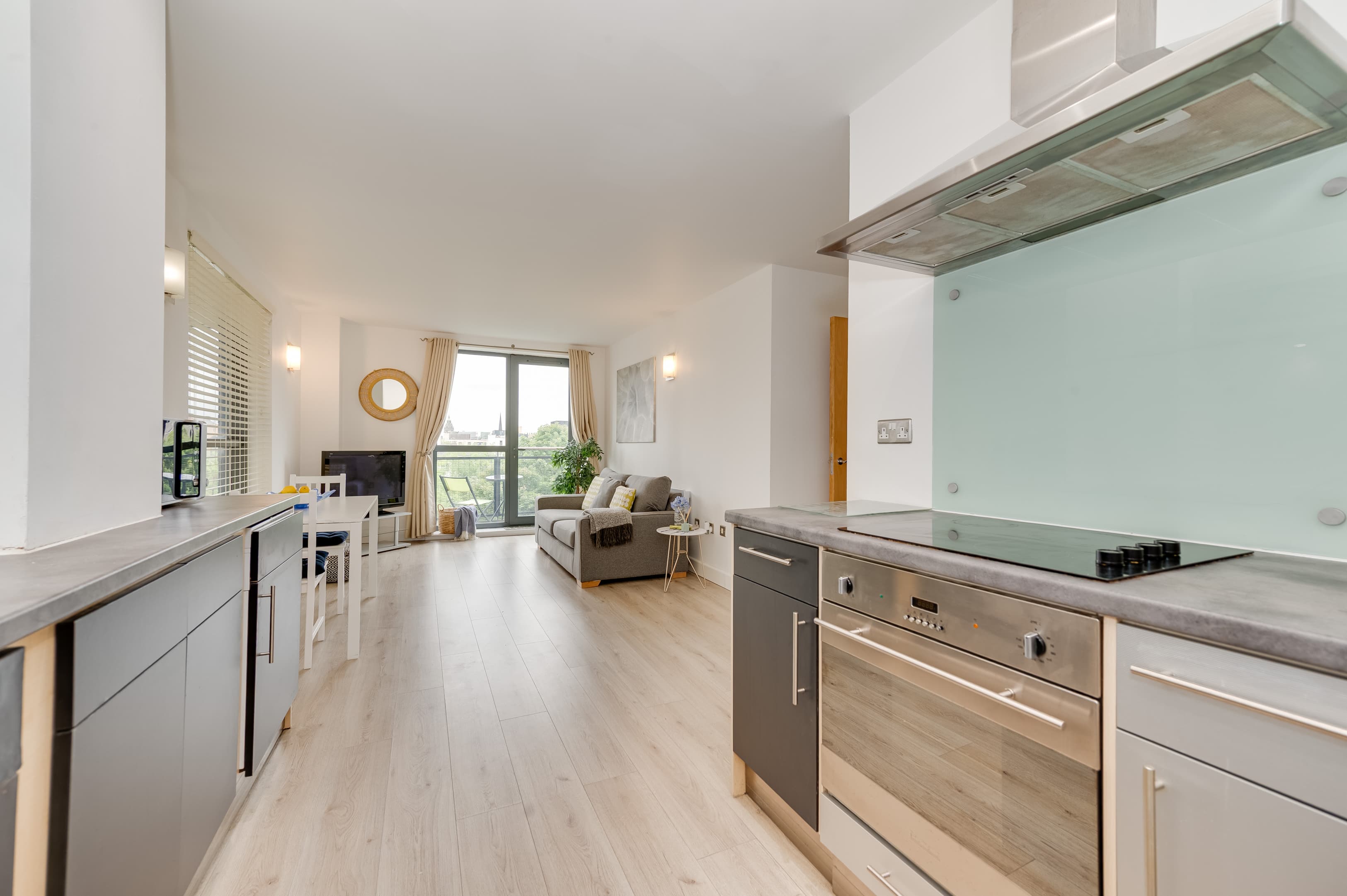 Fitzwilliam Street, West One Panorama, S1