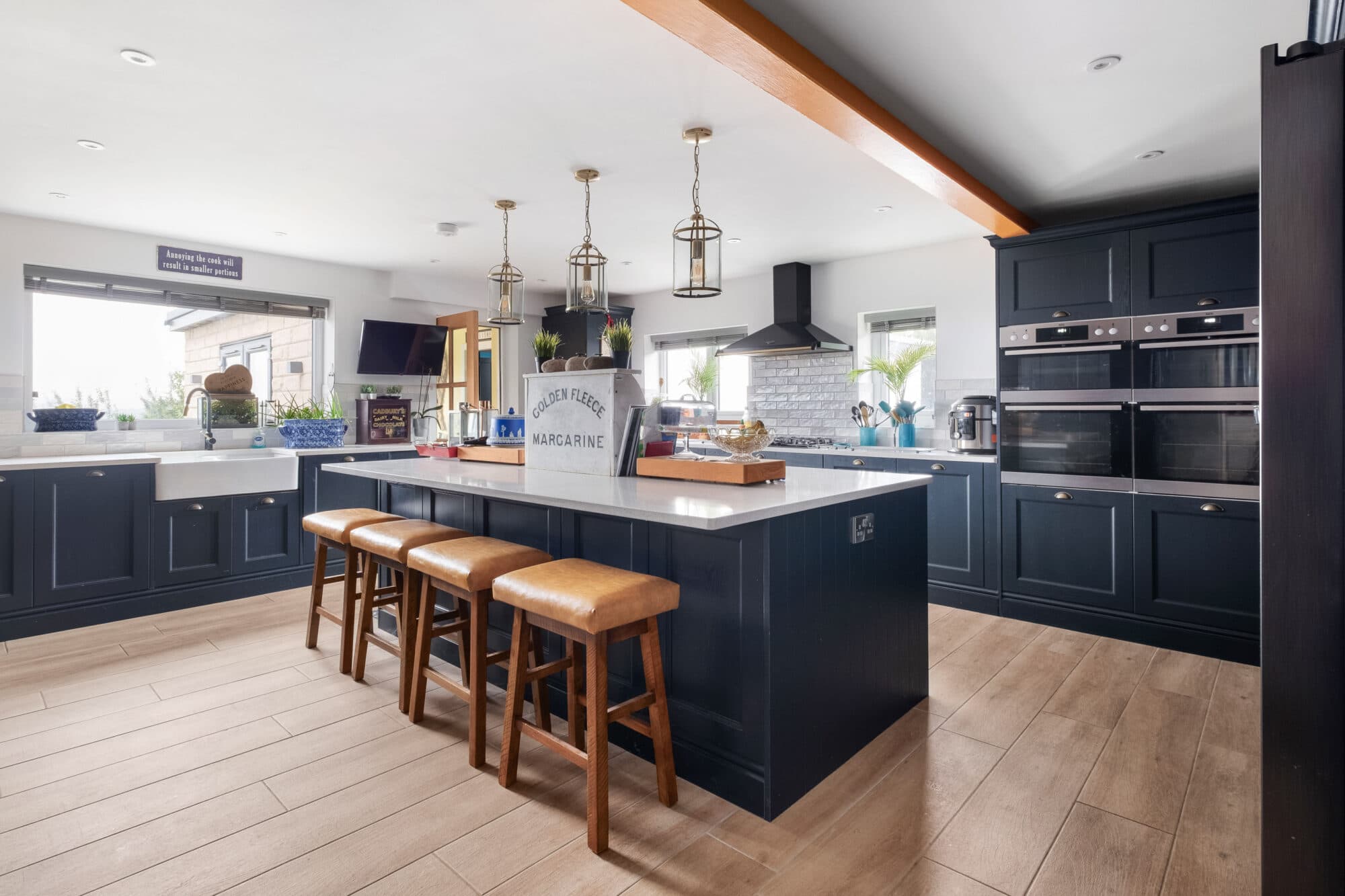 High Lane, Ridgeway, S12