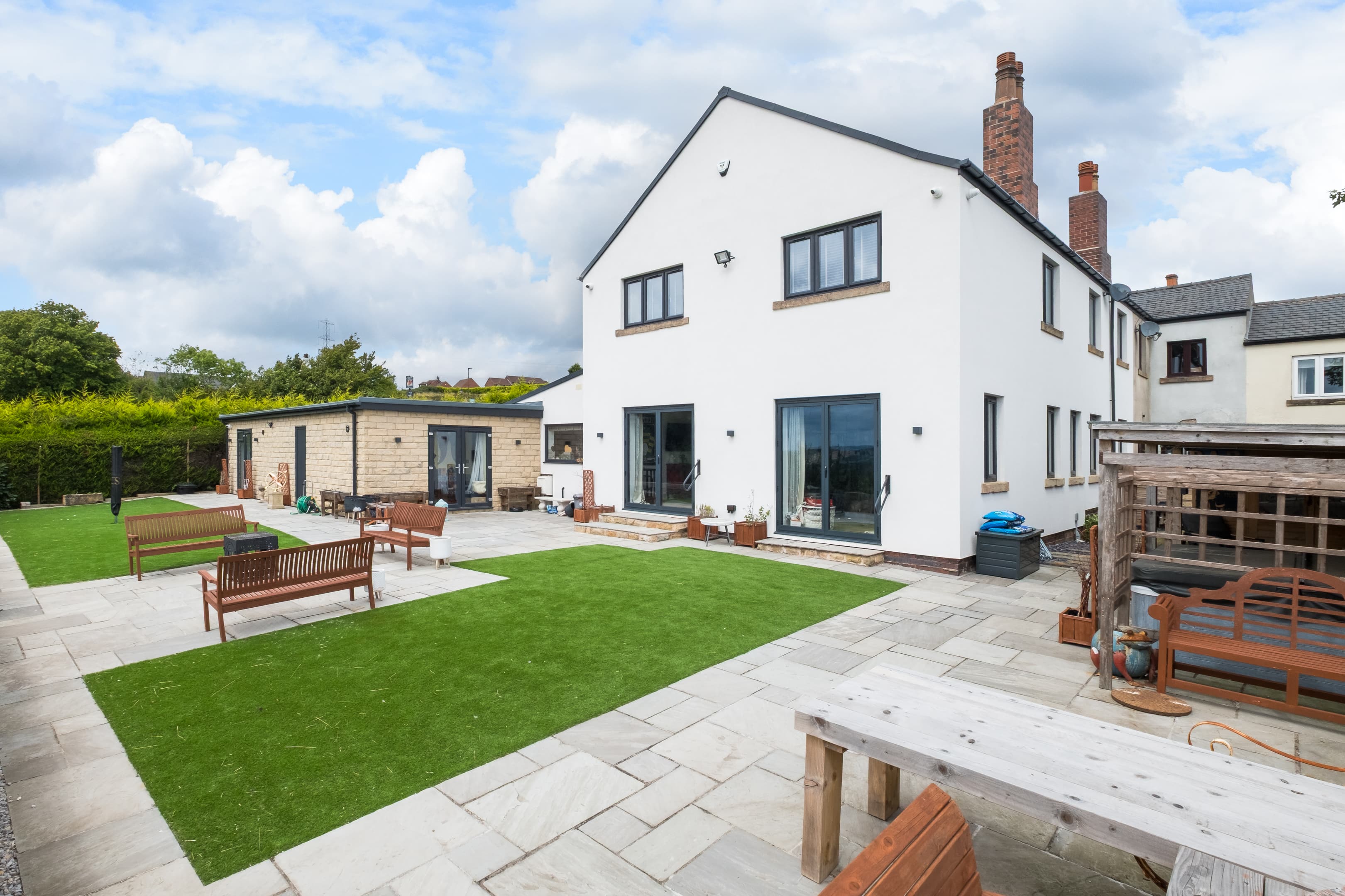 High Lane, Ridgeway, S12