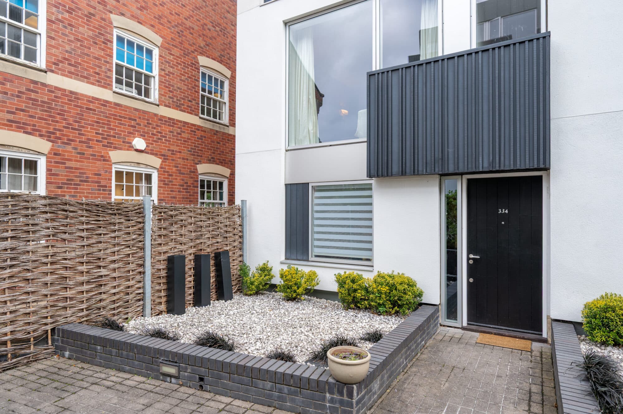 Cemetery Road, Sheffield, S11