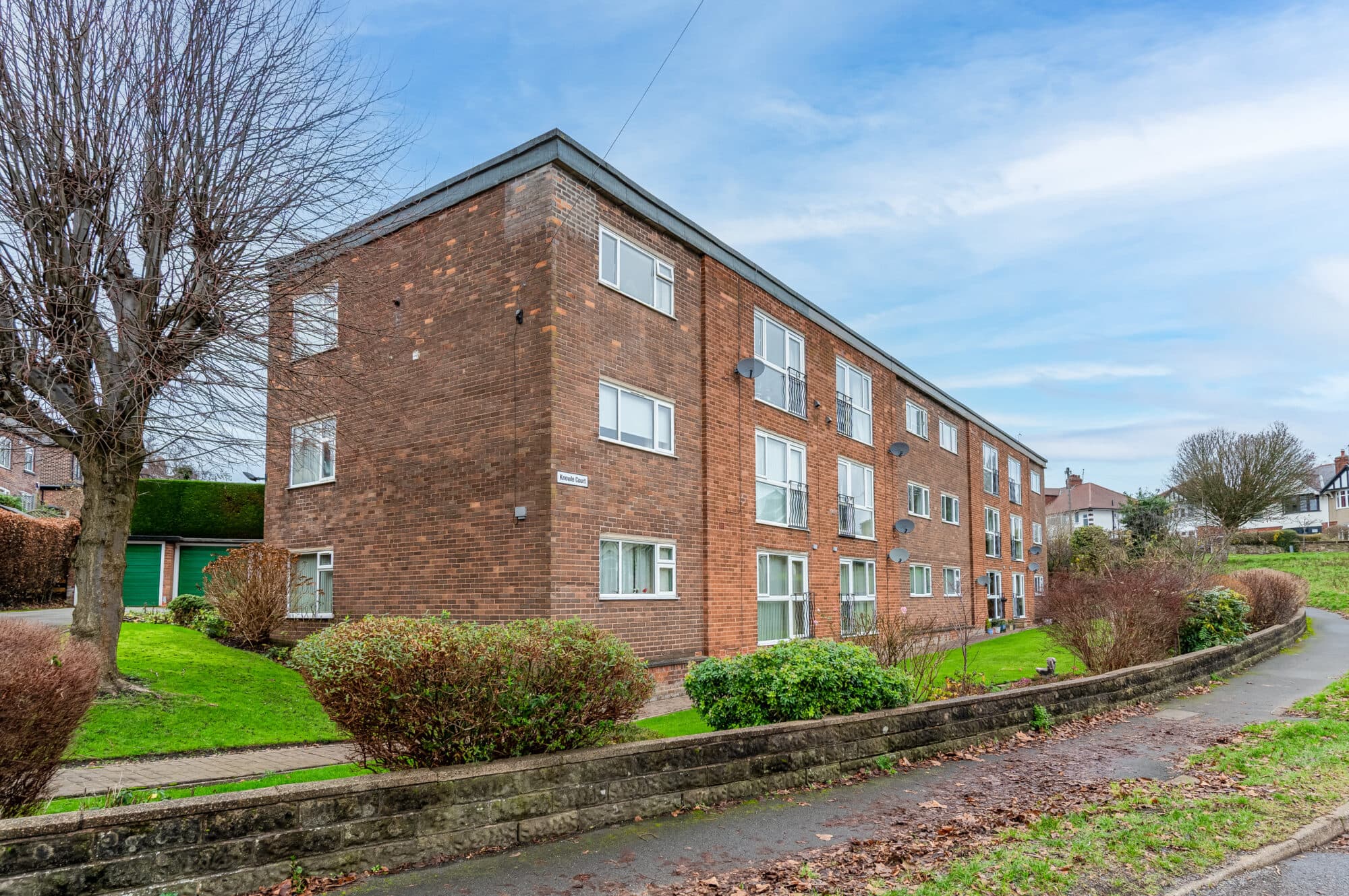 Button Hill, Sheffield, S11