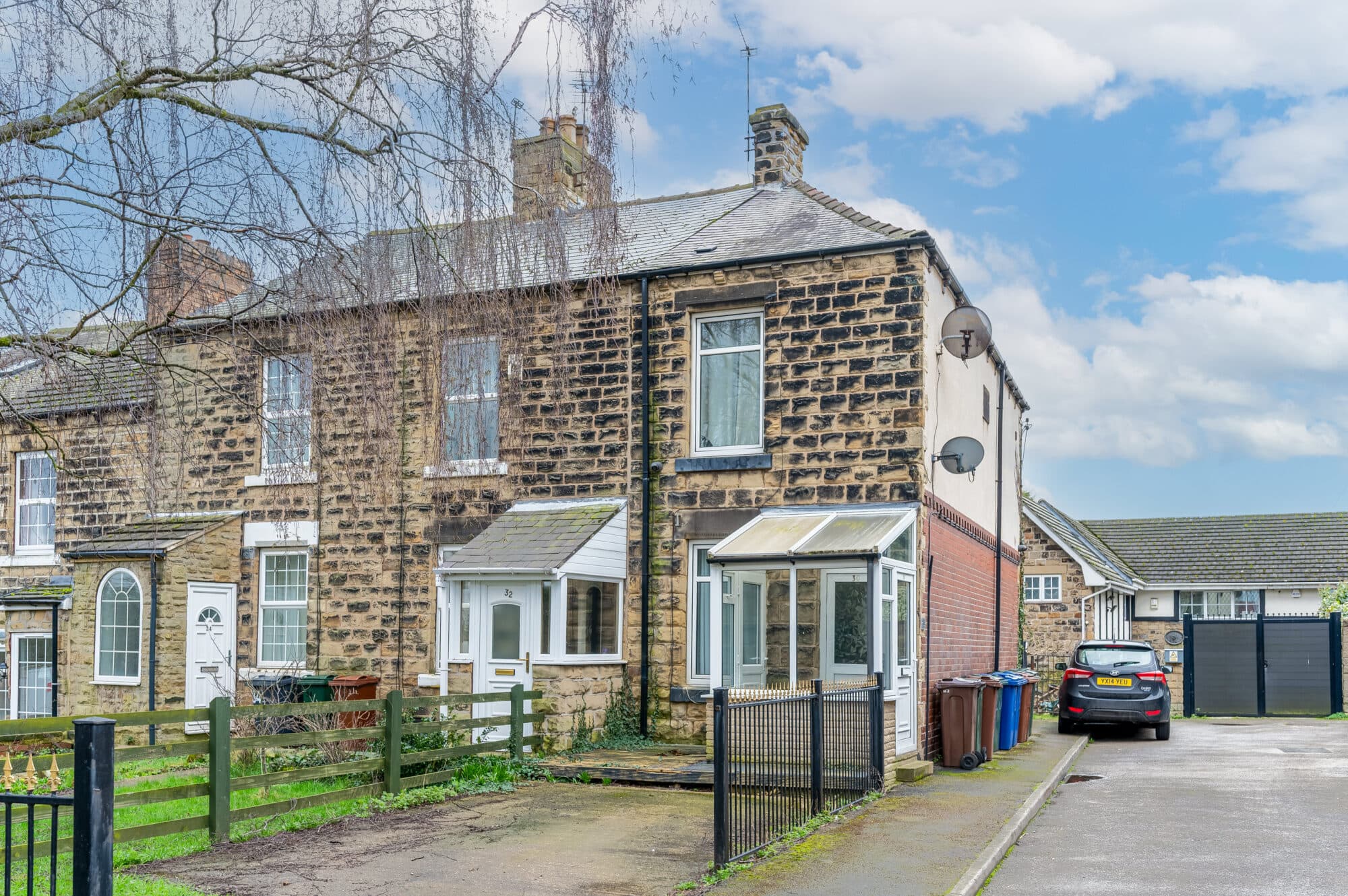 School Street, Great Houghton, S72
