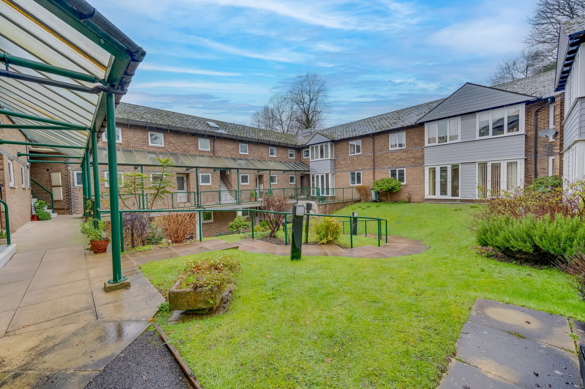 Melbourne Avenue, Lifestyle House, S10