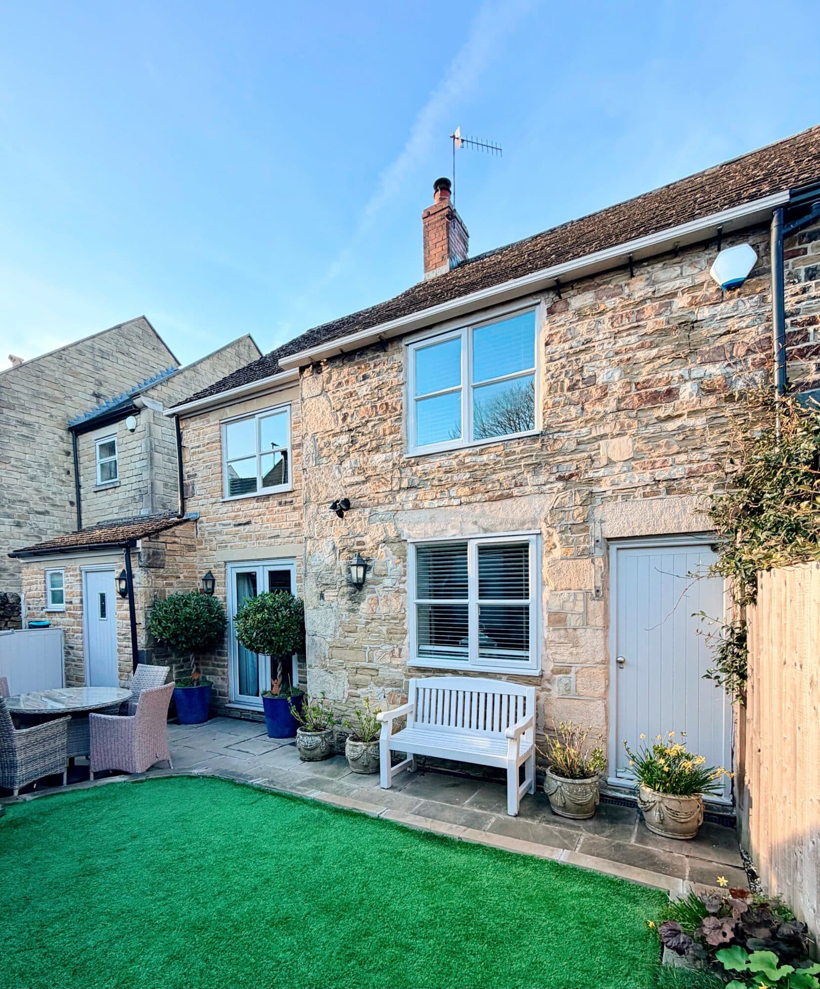 Summer Lane, Sheffield, S17