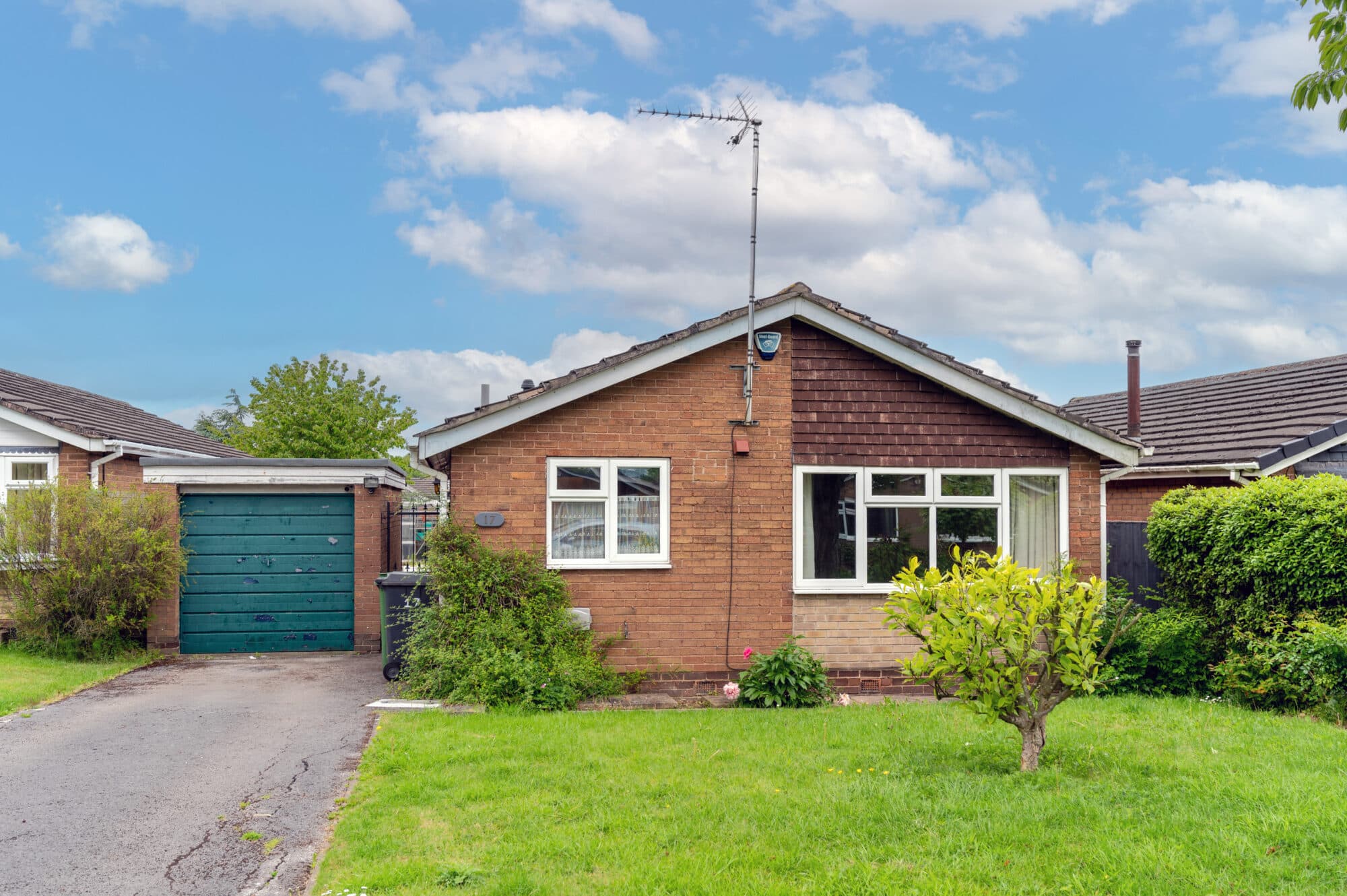 Bowden Avenue, Barlborough, S43