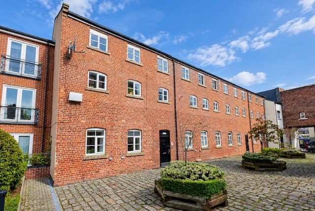 Bedford Street, Borough Mews, S6