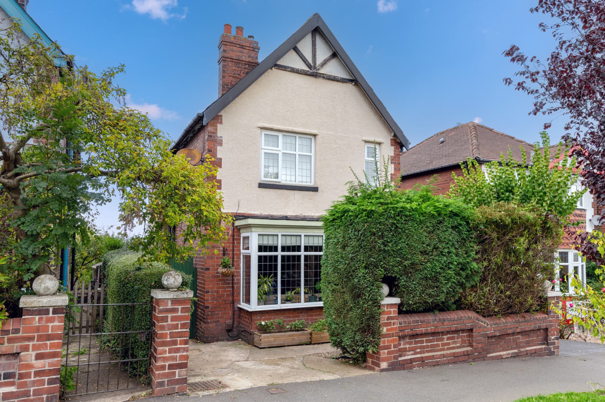 Norton Lees Lane, Norton Lees, S8