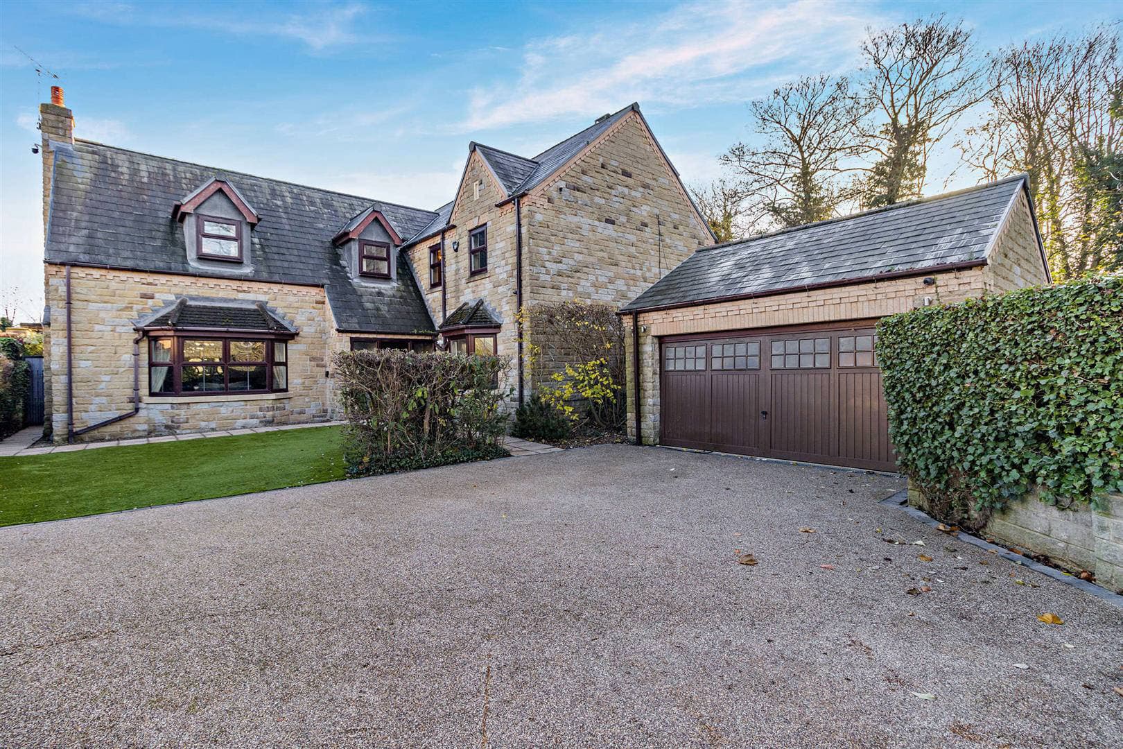 Lawns Wood Gardens, Thrybergh, S65